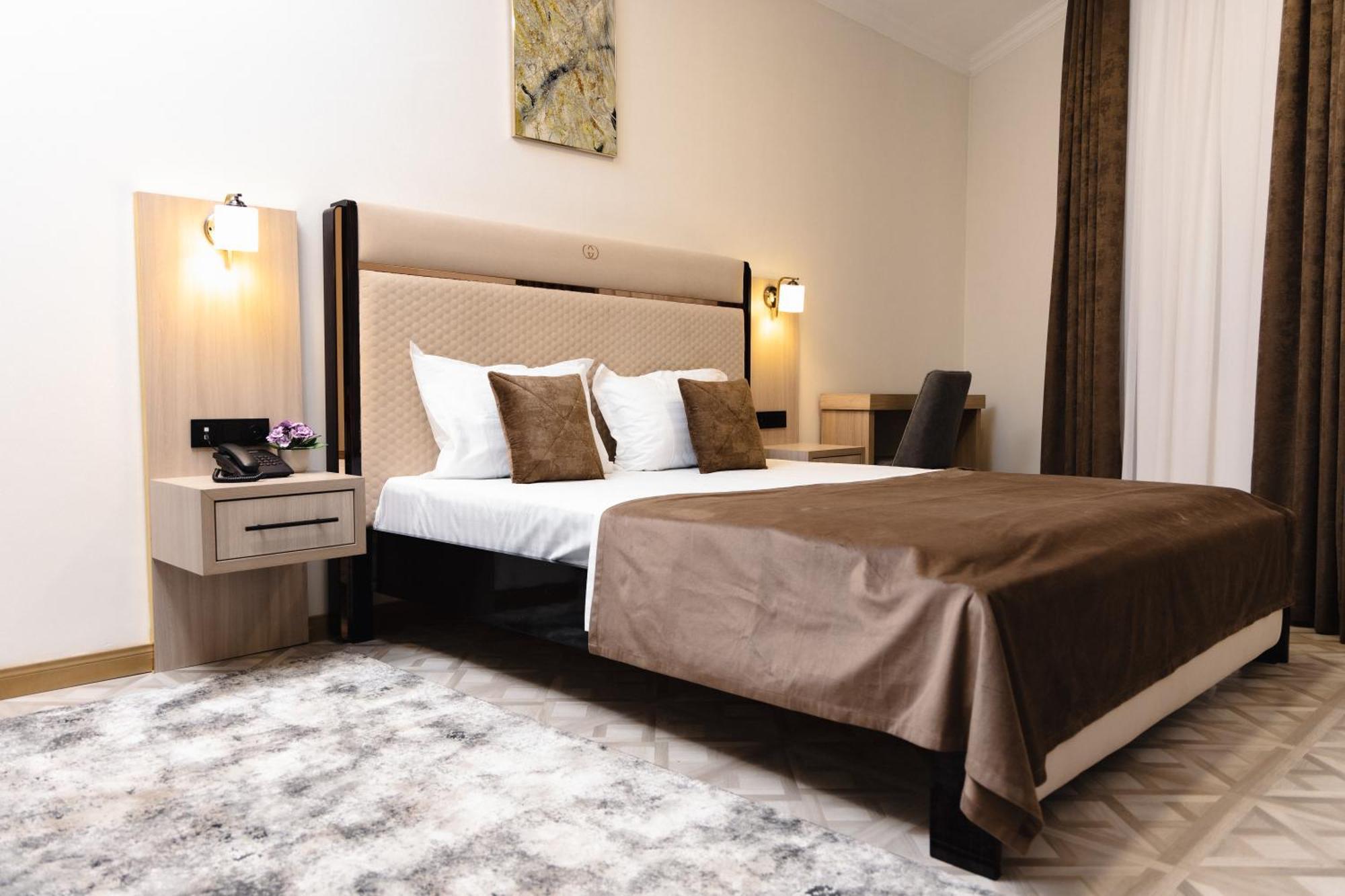 Art Royal Hotel Tasken Kültér fotó
