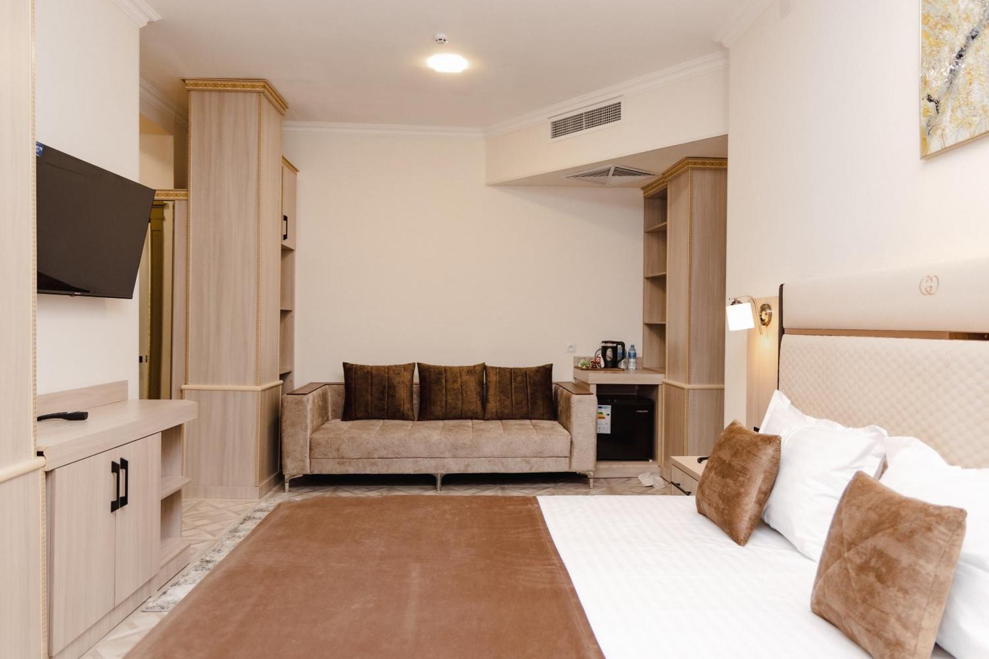 Art Royal Hotel Tasken Kültér fotó