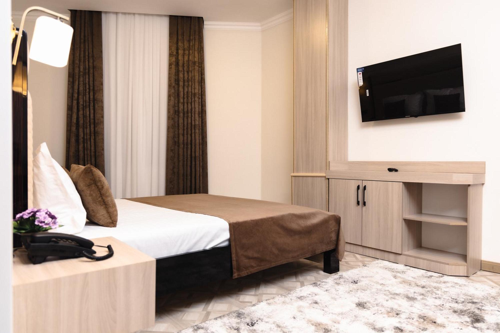 Art Royal Hotel Tasken Kültér fotó